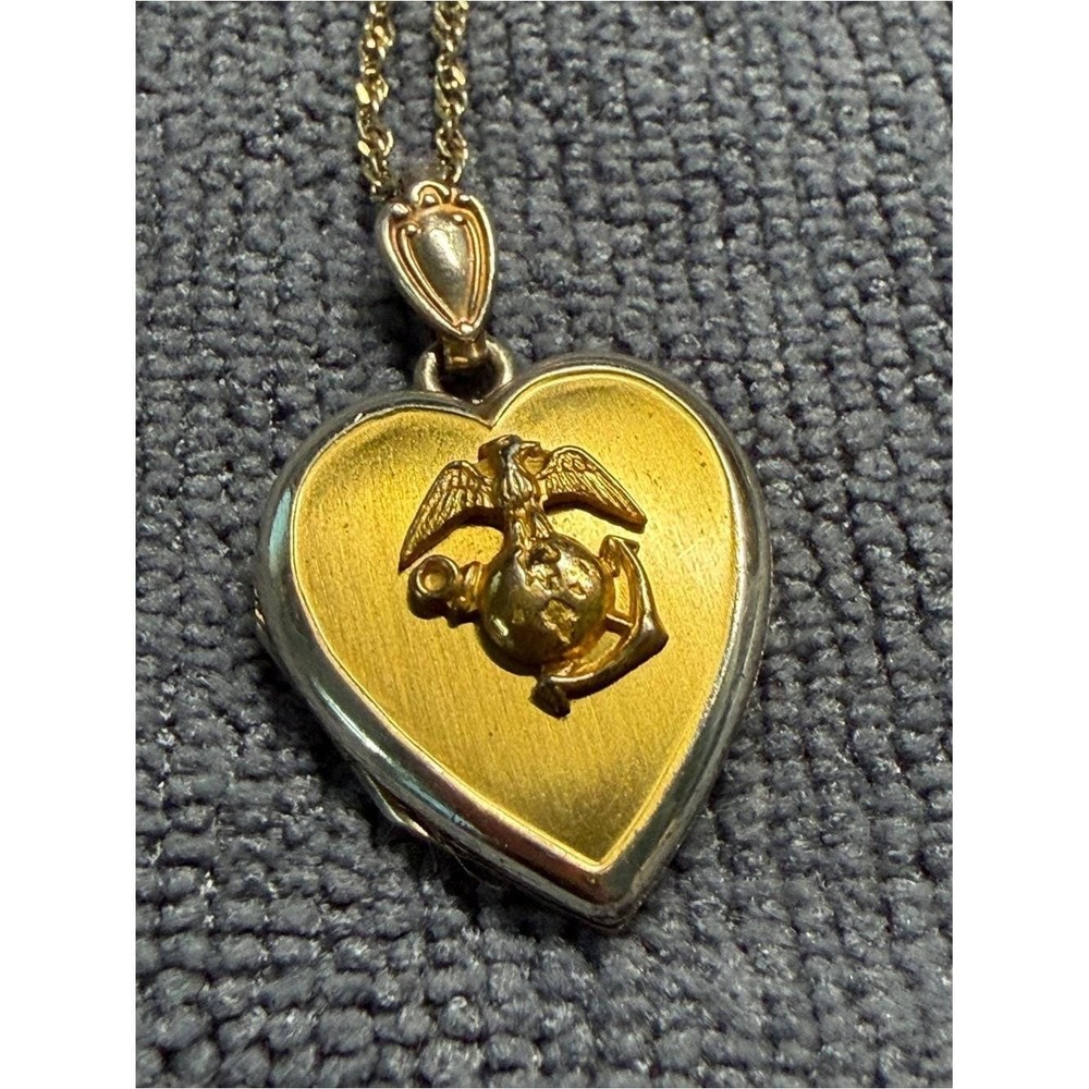 WWII Vintage Sterling Silver USMC Sweetheart Locket Necklace Original Photo